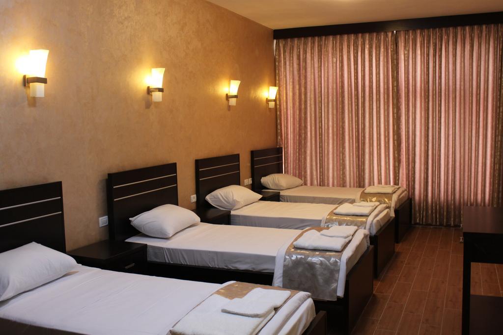 St Andrew'S Guesthouse - ラマッラ 部屋 写真